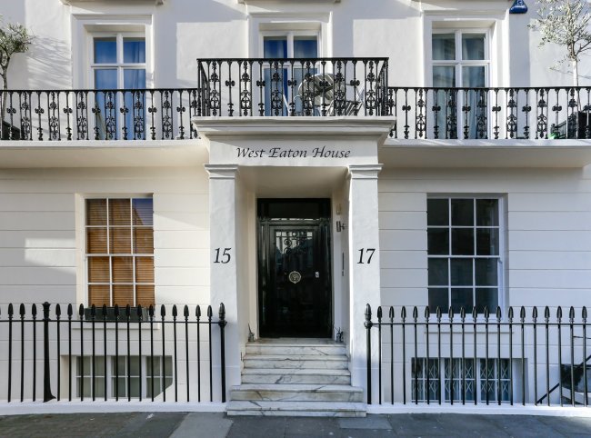 Flat 1, 15/17 West Eaton Place, Belgravia, London SW1X 8LT
 6