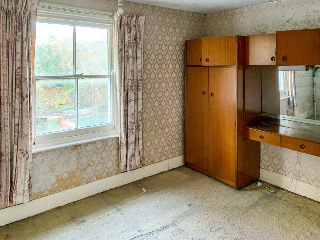 2 Lock Cottage, Diglis Dock Road, Worcester, Worcestershire WR5 3BS 
 7