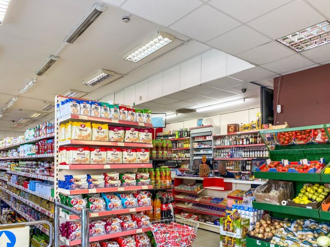 Unit 1, 26 High Street, Slough, SL1 1EQ
 6