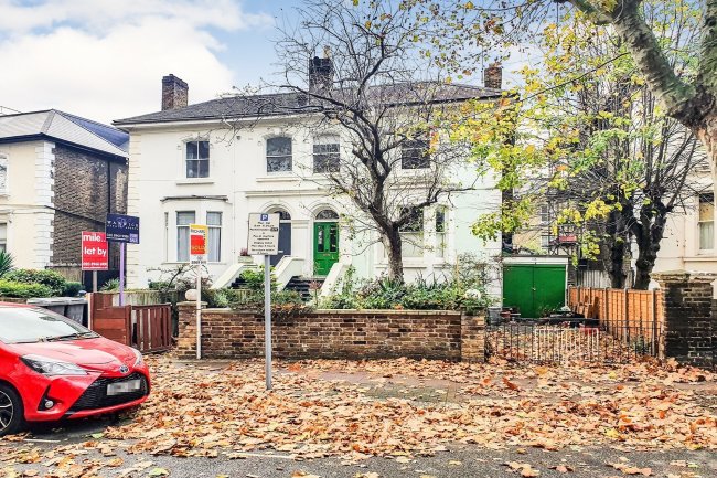 105 Malvern Road, Kilburn, London NW6 5PU
 5