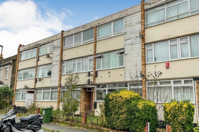 40 Fairlawn Park, Sydenham, London, SE26 5RY 1