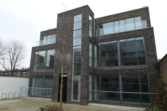 Office Building rear of 77 & 79 Southern Row, North Kensington, London W10 5AL 2