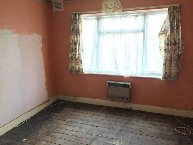 423 Chertsey Road, Twickenham, Middlesex TW2 6LS 9