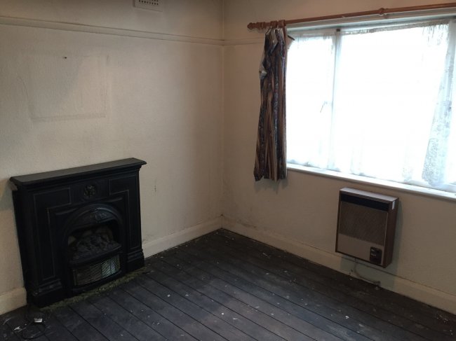 423 Chertsey Road, Twickenham, Middlesex TW2 6LS 9