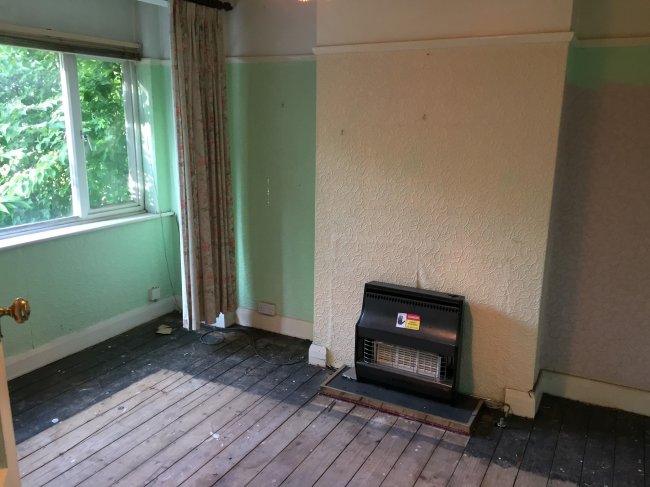 423 Chertsey Road, Twickenham, Middlesex TW2 6LS 9