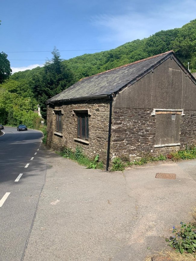 St Leonards Hall, Halwell, near Totnes, Devon TQ9 7JA 5