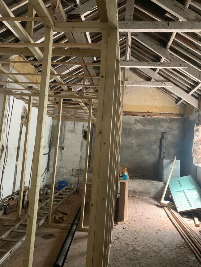 St Leonards Hall, Halwell, near Totnes, Devon TQ9 7JA 5