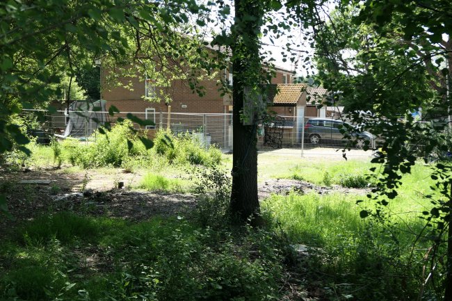 Garden Land site adjacent to 1 Canes Lane, Lindford, near Bordon, Hampshire GU35 0RP 4