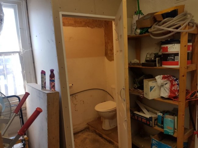 15 Mill Lane, Carshalton, Surrey SM5 2JY 2