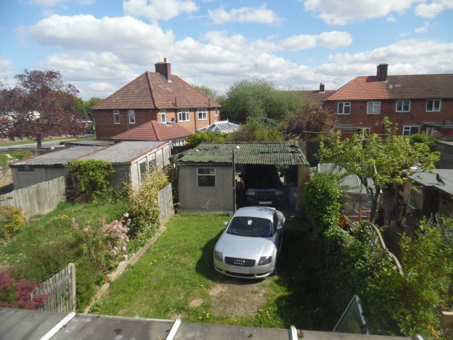 25 Longhill Road, Catford, London, SE6 1TZ 5