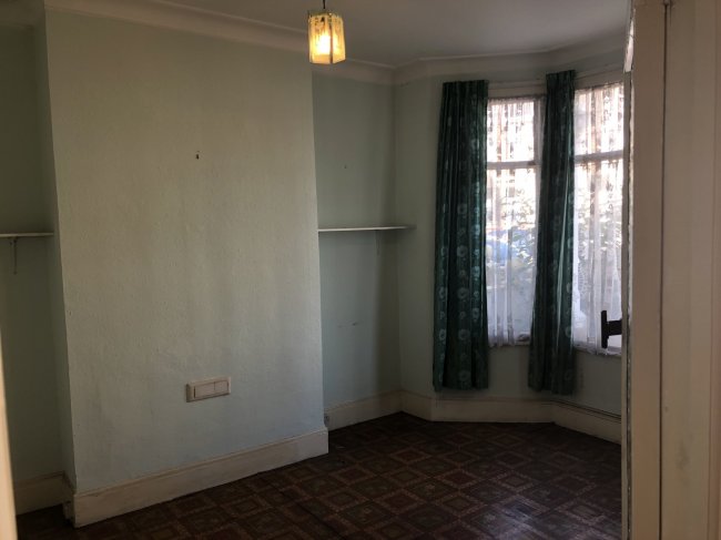 79 Little Ilford Lane, Manor Park, London E12 5PN
 8