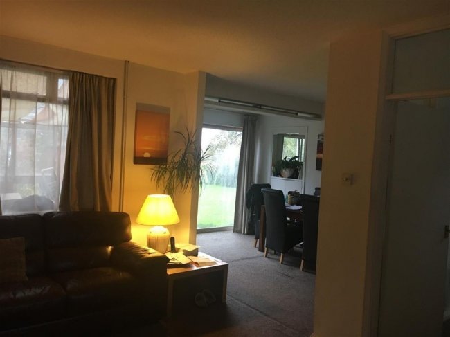 13 Raebarn Gardens, Arkley,  Barnet, Hertfordshire EN5 3DB 10