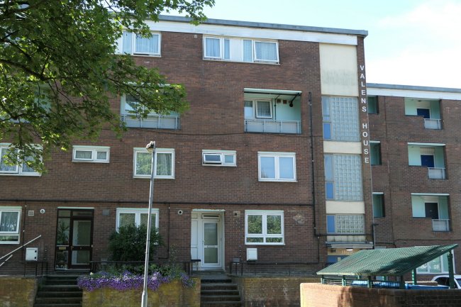 10 Valens House, Upper Tulse Hill, Streatham Hill, London SW2 2RX 3