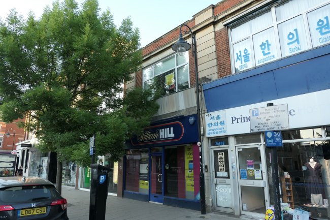 74-76 High Street, New Malden, Surrey KT3 4ET 1