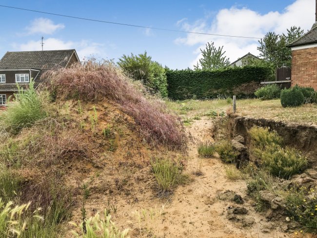 Land adjacent to 46 Flitwick Road, Maulden, Bedford, Bedfordshire MK45 2BJ 6