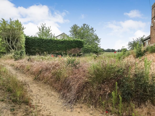 Land adjacent to 46 Flitwick Road, Maulden, Bedford, Bedfordshire MK45 2BJ 6