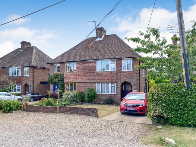 75 Ridgeway Road, Chesham, Buckinghamshire HP5 2EW 10