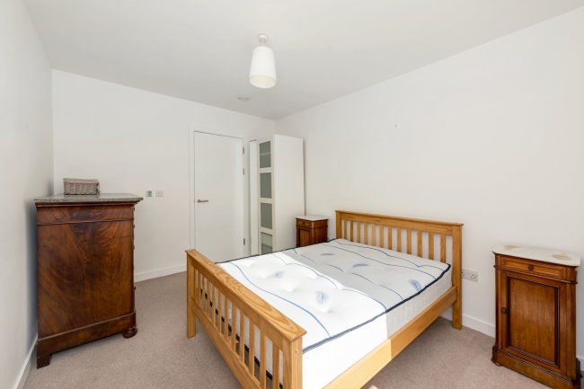 611 Icon Apartments, 32 Duckett Street, London E1 4FX 6