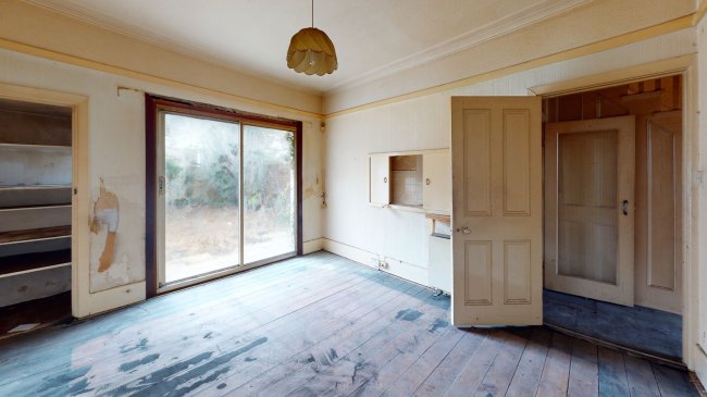 52 Tulsemere Road, Norwood, London SE27 9EJ 7