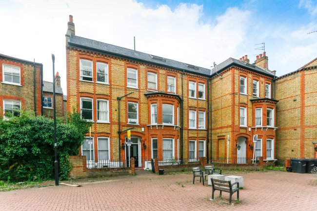 22C Kendoa Road, Clapham, London SW4 7NB 4