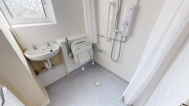 13 Stanley House, Saracen Street, London E14 6EX
 8