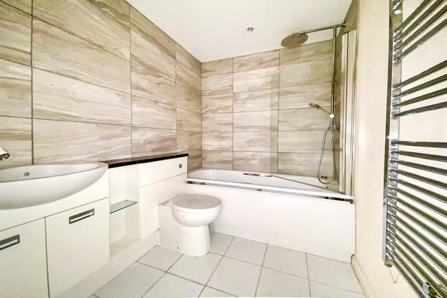 Flat 1 Aspects, 1 Throwley Way, Sutton, Surrey SM1 4FD 8