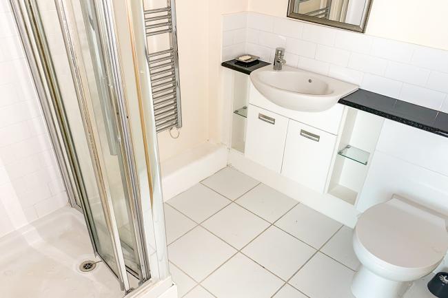 Flat 1 Aspects, 1 Throwley Way, Sutton, Surrey SM1 4FD 8