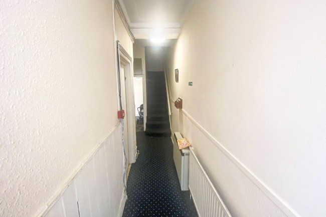 92 Maygrove Road, Kilburn, London, NW6 2ED 9