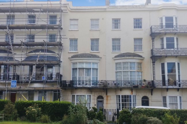 Ground Floor Flat, 26 Marine Square, Brighton, East Sussex BN2 1DN 3