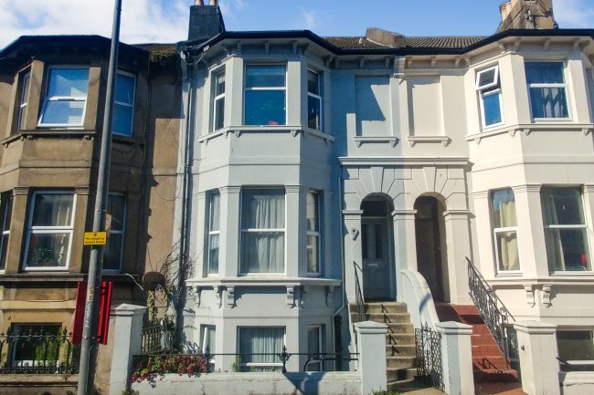 Lower Ground Floor Flat, 9 Blatchington Road, Hove, East Sussex BN3 3YP  4