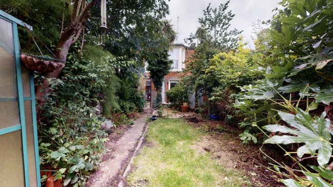 44A Park Road, Tottenham, London N15 3HR 3