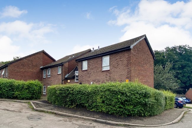 Flat 22 Silver Birch House, Creaseys Drive, Crawley, West Sussex, RH11 9PS 4