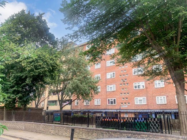 22 Godwin House, Thurtle Road, Hackney, London, E2 8PH 2