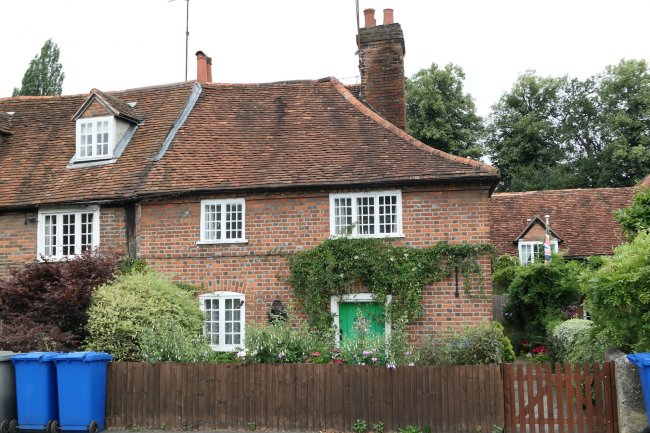 26 Bisham Village, Marlow Road, Bisham, Marlow, Buckinghamshire SL7 1RR
 8