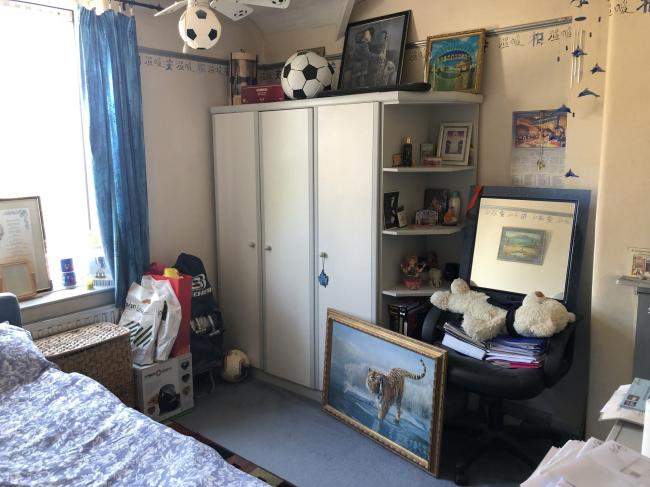 18 Kingsley Road, Barkingside, Essex, IG6 2LL 2