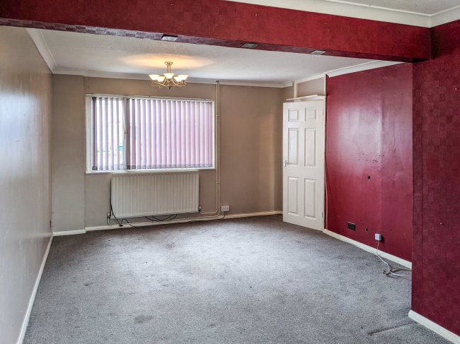 38 St Annes Road, Aylesbury, Buckinghamshire, HP19 7RB
 1