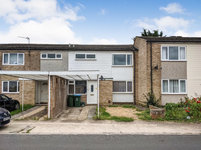 38 St Annes Road, Aylesbury, Buckinghamshire, HP19 7RB
 1