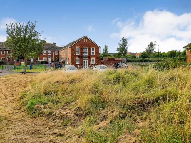 Land on the north west of Portway, Old Sarum, Salisbury, SP4 6PY
 1