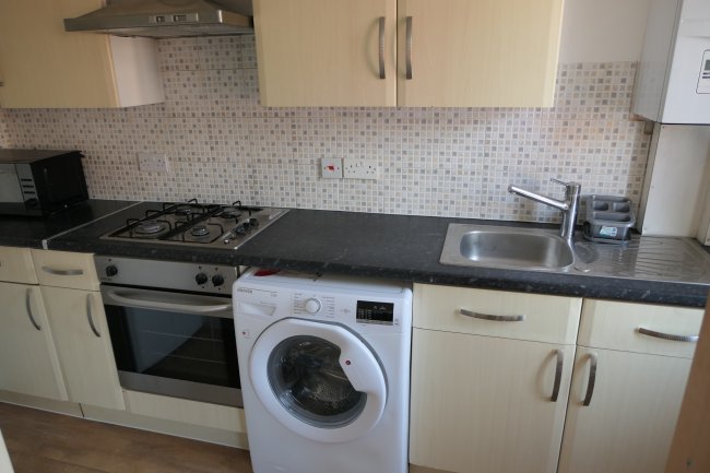 20 High Street, Barnet, Hertfordshire EN5 5RU 
 1