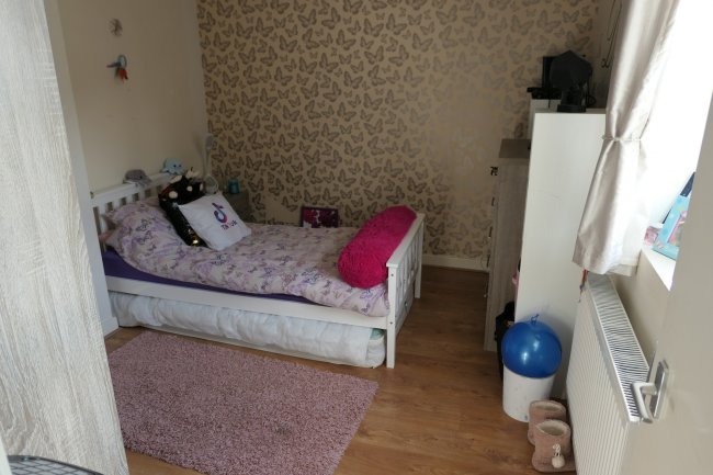 Flat 1, 20B High Street, Barnet, Hertfordshire EN5 5RU
 2