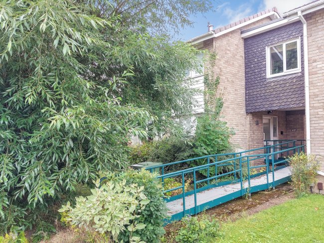 43 Spitalfields,Yarm, Stockon-on-Tees, TS15 9HN
 2