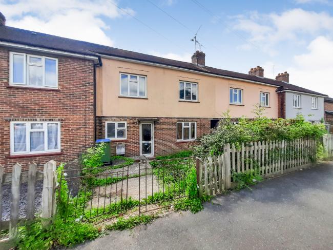 67 Littlehaven Lane, Horsham, West Sussex RH12 4JE
 9