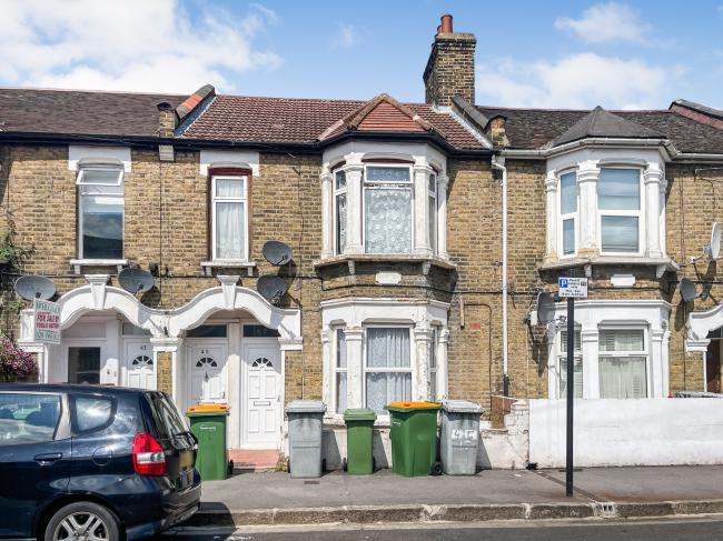 47 Kildare Road, Canning Town, London E16 4AJ 7