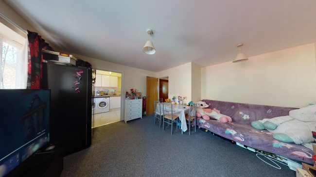 Flat 9, Suffolk Court, Hevingham Drive, Chadwell Heath, Essex, RM6 4UA 6