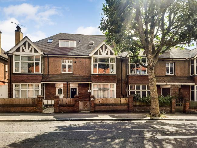 Ground Floor Flat, 70 Davigdor Road, Hove, East Sussex BN3 1RF
 1