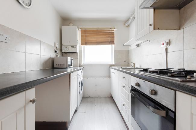 Ground Floor Flat, 38 Bloomfield Road, Plumstead London, SE18 7JH
 1