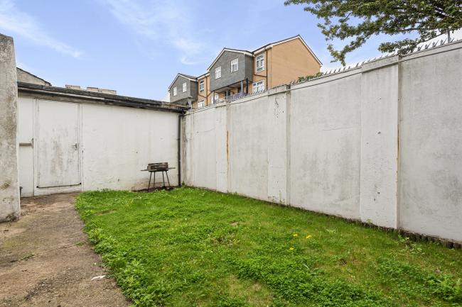 Ground Floor Flat, 38 Bloomfield Road, Plumstead London, SE18 7JH
 1