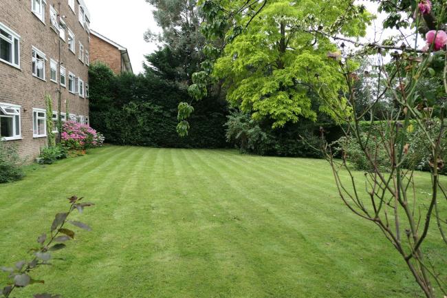 1 Lawson Court, Lovelace Road, Surbiton, Surrey KT6 6PJ
 5