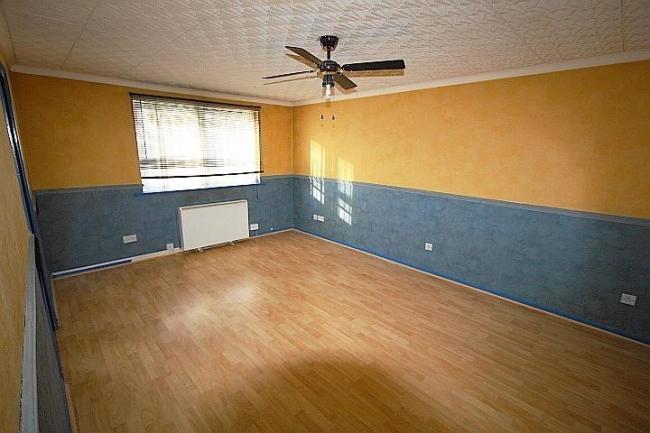 15 Evergreen Way, Hayes, Middlesex, UB3 2BQ 7