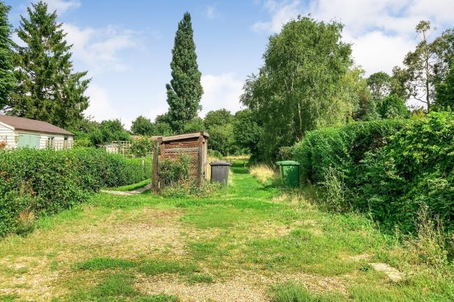 75 High Street, Toseland, ST. NEOTS, PE19 6RX 7